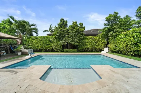 15450 NW 88th Avenue Miami Lakes FL 33018