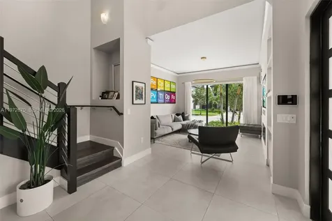 15450 NW 88th Avenue Miami Lakes FL 33018