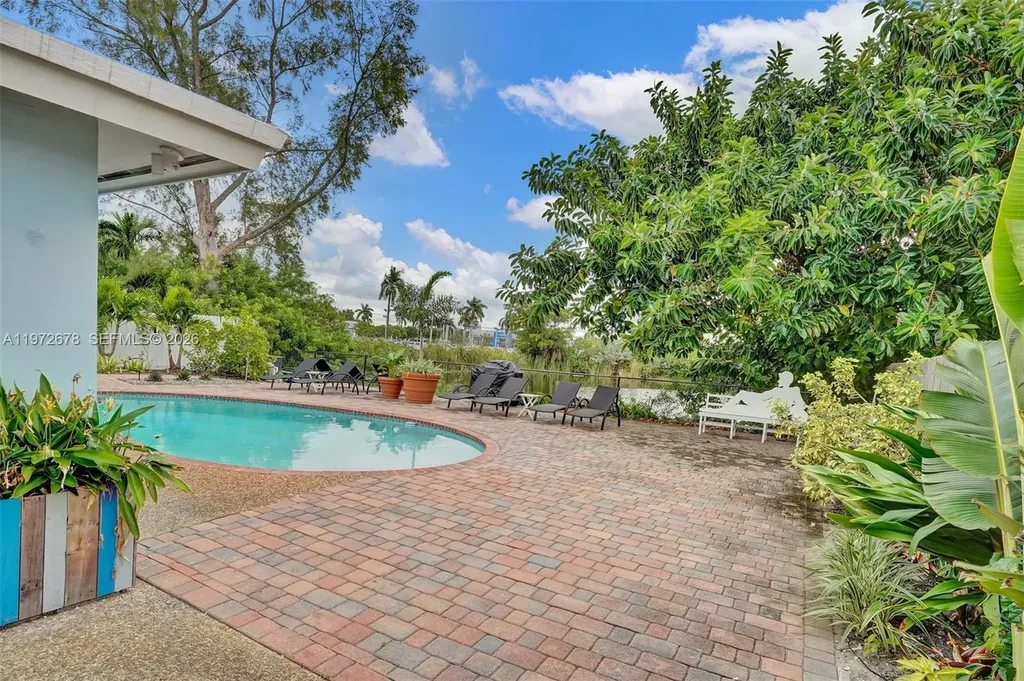 1236 NE 18th Avenue Fort Lauderdale FL 33304