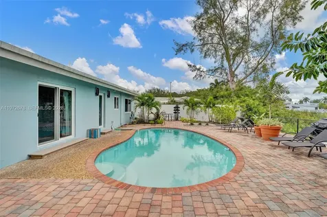 1236 NE 18th Avenue Fort Lauderdale FL 33304