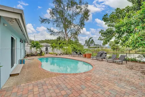 1236 NE 18th Avenue Fort Lauderdale FL 33304