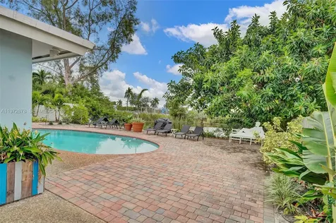 1236 NE 18th Avenue Fort Lauderdale FL 33304