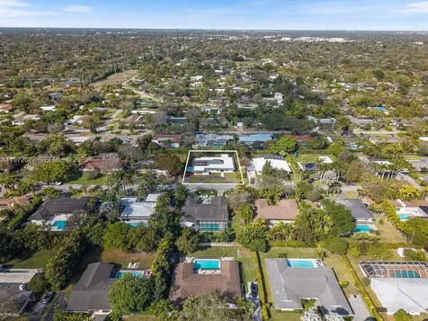 13780 SW 73rd Court Palmetto Bay FL 33158