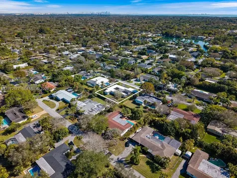 13780 SW 73rd Court Palmetto Bay FL 33158