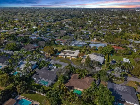 13780 SW 73rd Court Palmetto Bay FL 33158