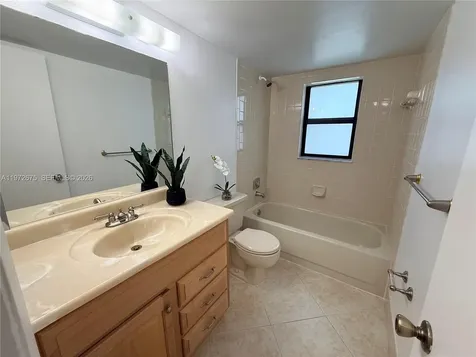 11312 Taft Street Pembroke Pines FL 33026