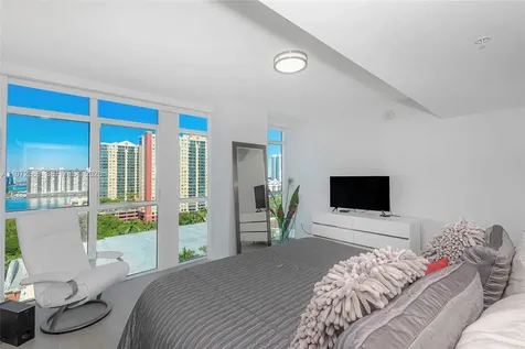 400 Sunny Isles Boulevard Sunny Isles Beach FL 33160