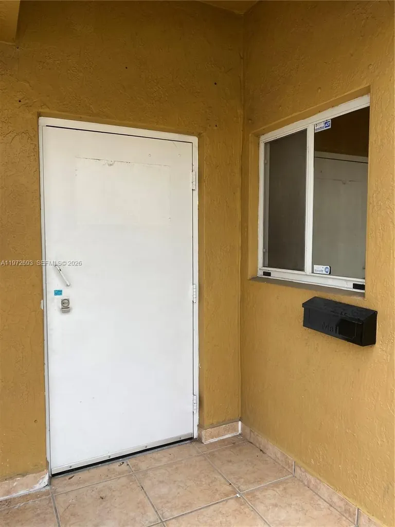 2431 W 80th Street Hialeah FL 33016