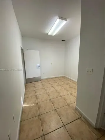 2431 W 80th Street Hialeah FL 33016