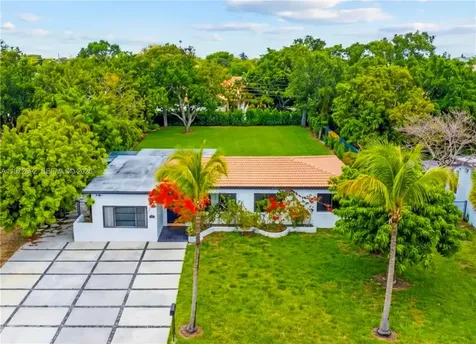 2421 NE 187th Street Miami FL 33180