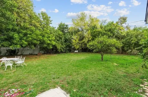 2421 NE 187th Street Miami FL 33180