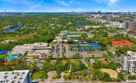 2421 NE 187th Street Miami FL 33180