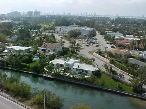 2829 Indian Creek Drive Miami Beach FL 33140
