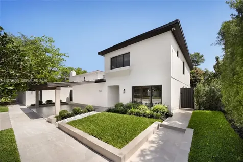 2805 SW 4th Avenue Miami FL 33129