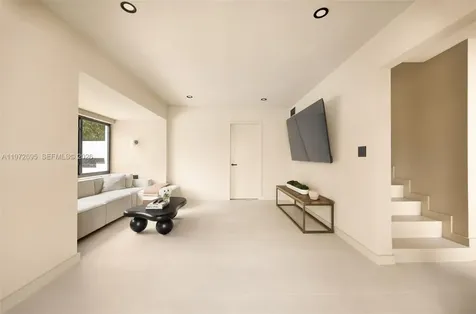 2805 SW 4th Avenue Miami FL 33129