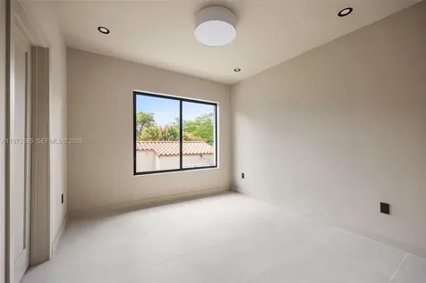 2805 SW 4th Avenue Miami FL 33129