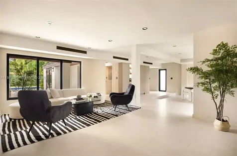 2805 SW 4th Avenue Miami FL 33129