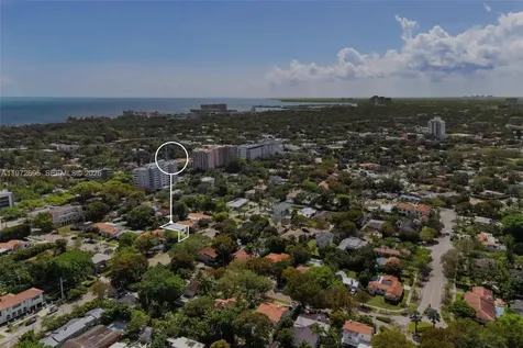 2805 SW 4th Avenue Miami FL 33129