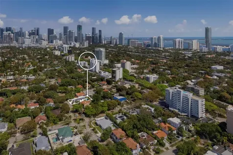 2805 SW 4th Avenue Miami FL 33129