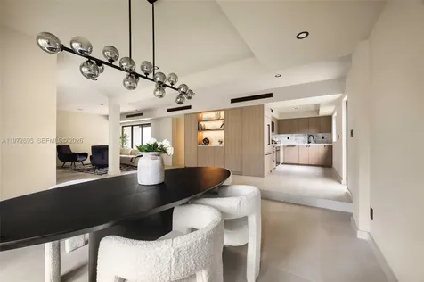 2805 SW 4th Avenue Miami FL 33129