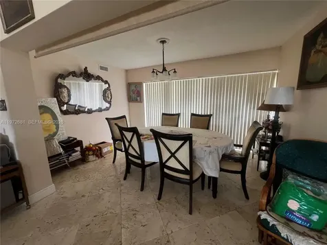 5724 S Bayberry Lane Tamarac FL 33319