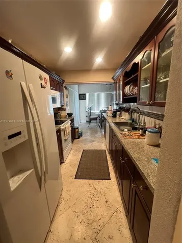 5724 S Bayberry Lane Tamarac FL 33319