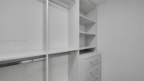 555 NE 34th Street Miami FL 33137