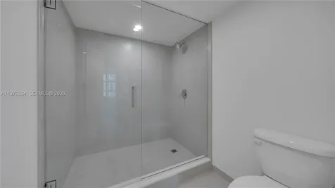 555 NE 34th Street Miami FL 33137