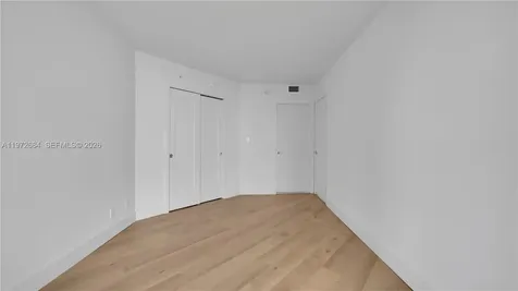 555 NE 34th Street Miami FL 33137
