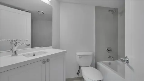 555 NE 34th Street Miami FL 33137