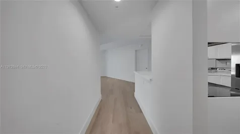555 NE 34th Street Miami FL 33137