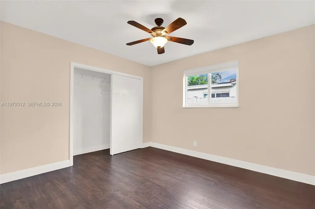 5113 Mckinley Street Hollywood FL 33021