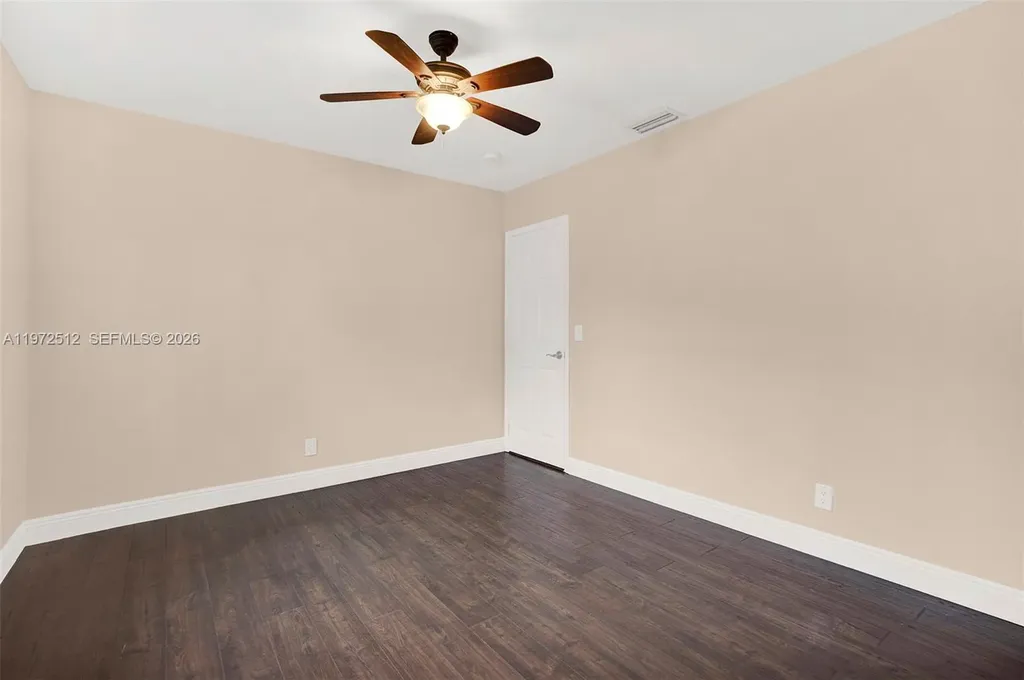 5113 Mckinley Street Hollywood FL 33021