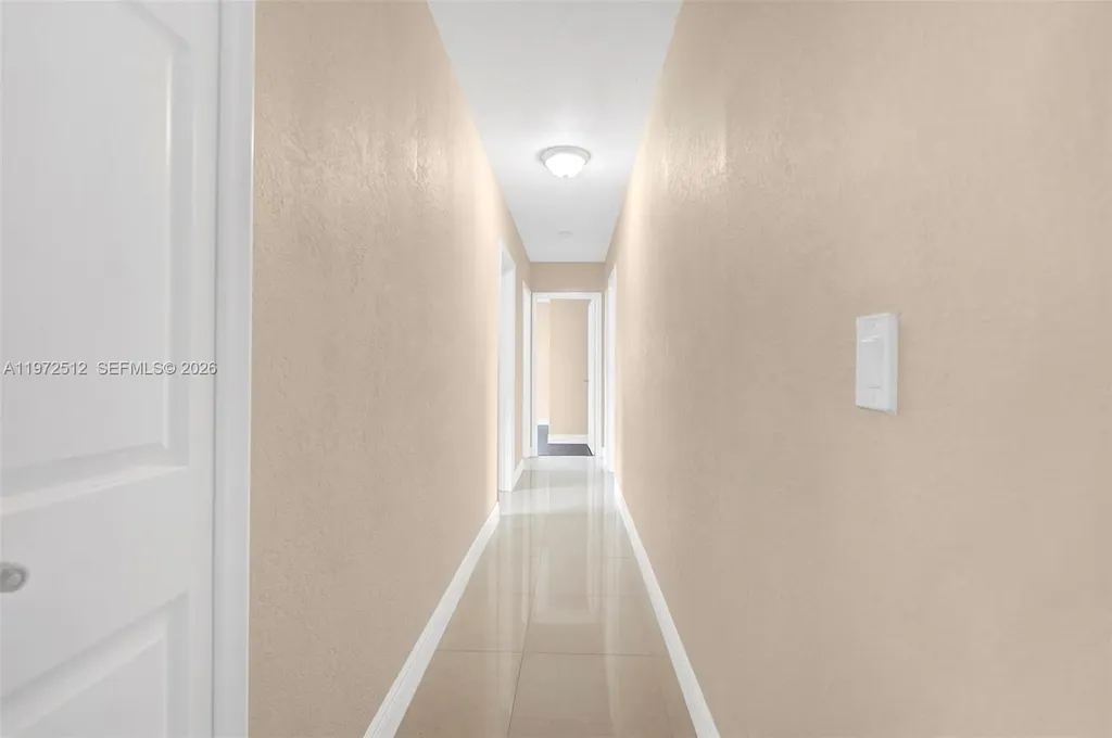 5113 Mckinley Street Hollywood FL 33021