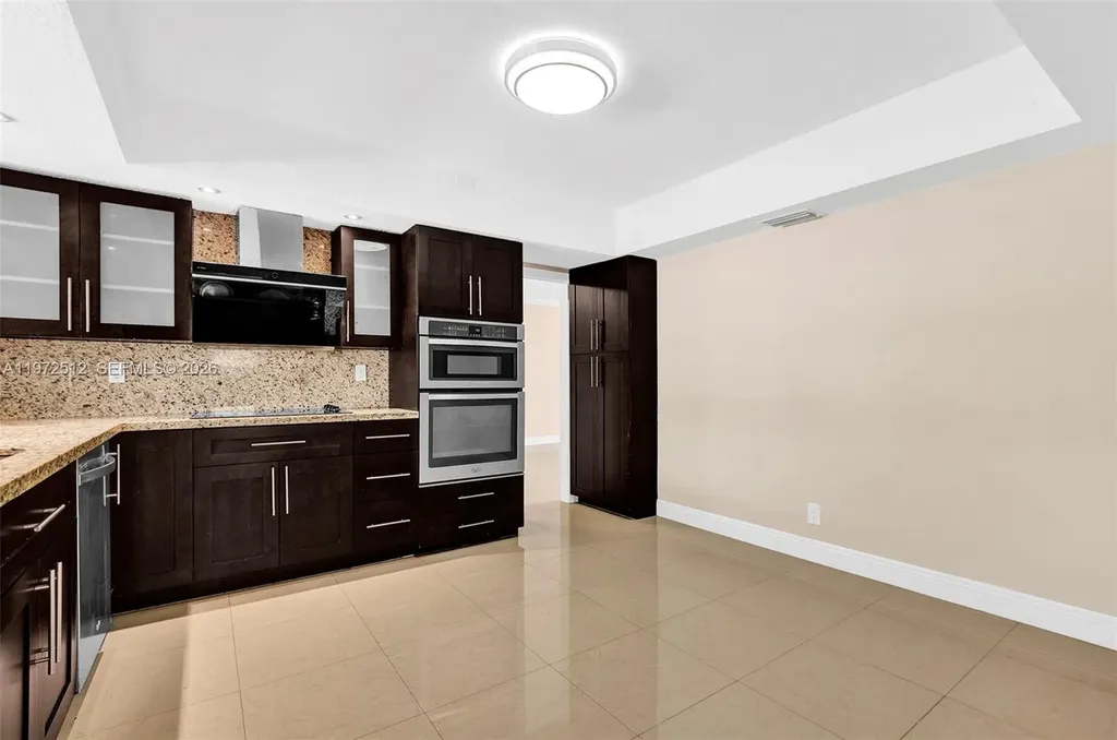 5113 Mckinley Street Hollywood FL 33021