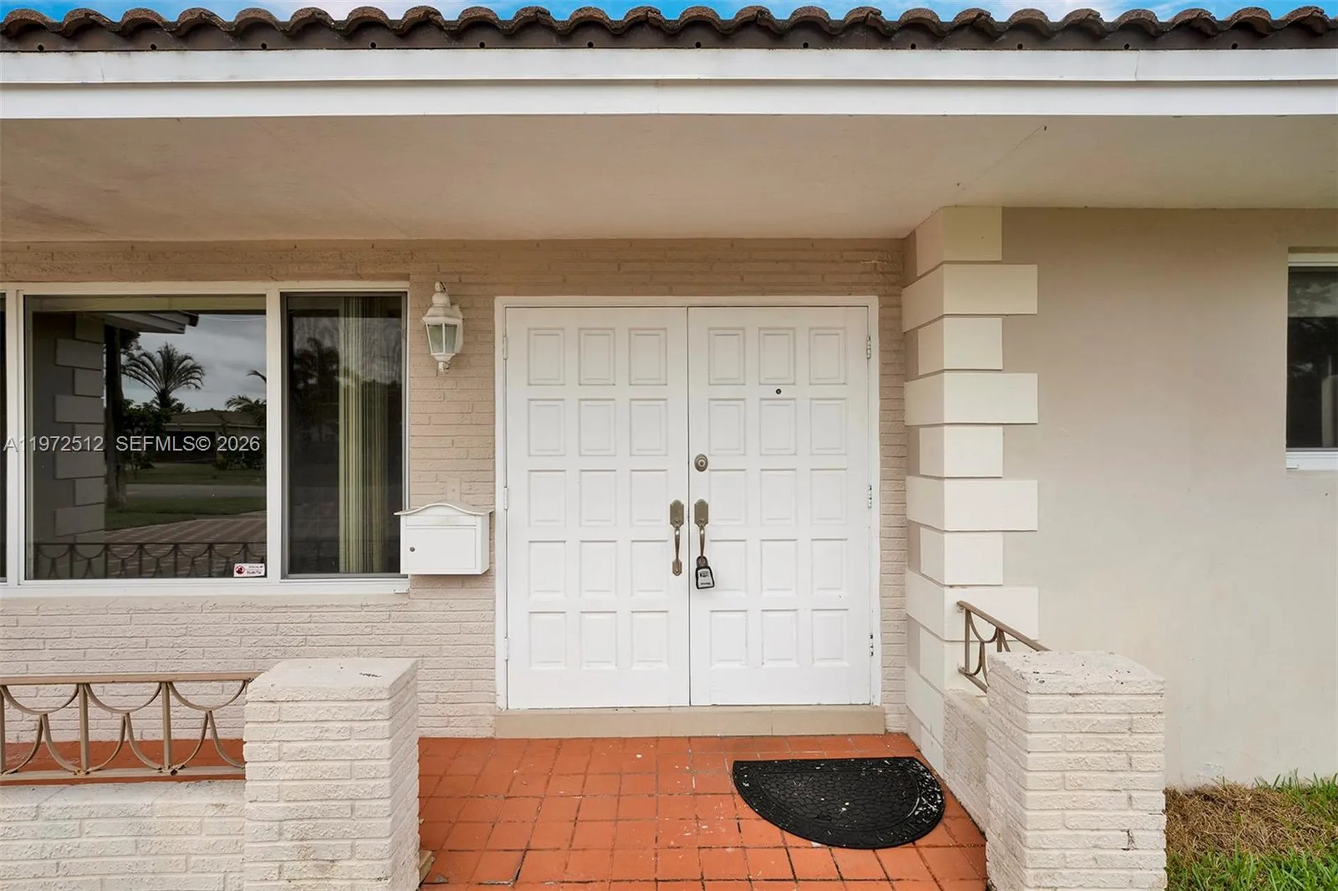 5113 Mckinley Street Hollywood FL 33021