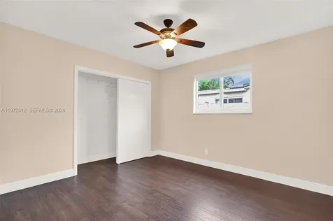 5113 Mckinley Street Hollywood FL 33021