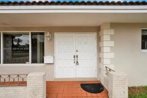 5113 Mckinley Street Hollywood FL 33021