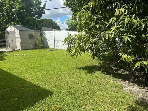1720 SW 87th Avenue Miami FL 33165
