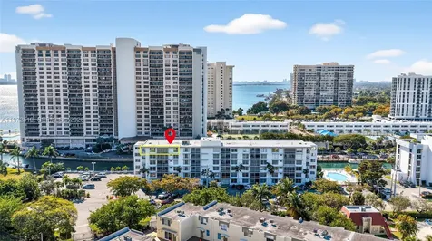 1750 NE 115th Street Miami FL 33181