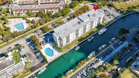 1750 NE 115th Street Miami FL 33181