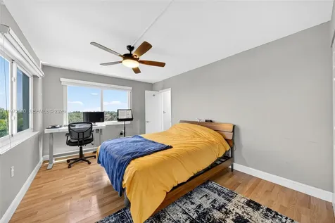 1750 NE 115th Street Miami FL 33181