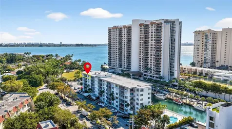 1750 NE 115th Street Miami FL 33181