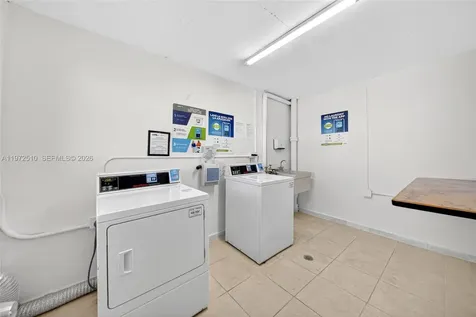 1750 NE 115th Street Miami FL 33181