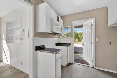 803 36th Street West Palm Beach FL 33407