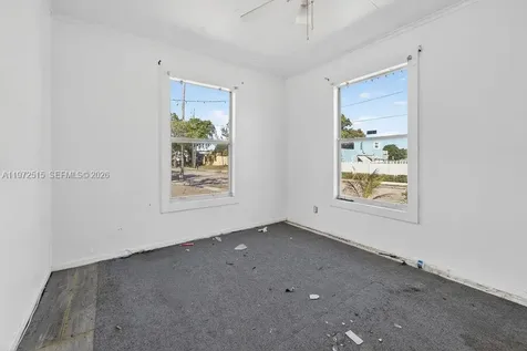 803 36th Street West Palm Beach FL 33407