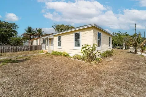 803 36th Street West Palm Beach FL 33407