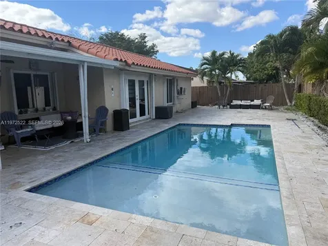 19633 NW 62nd Place Miami FL 33015