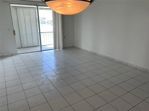 2861 Leonard Drive Aventura FL 33160