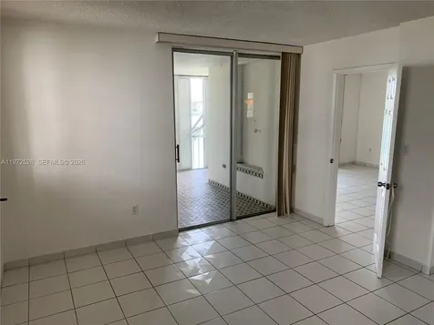 2861 Leonard Drive Aventura FL 33160